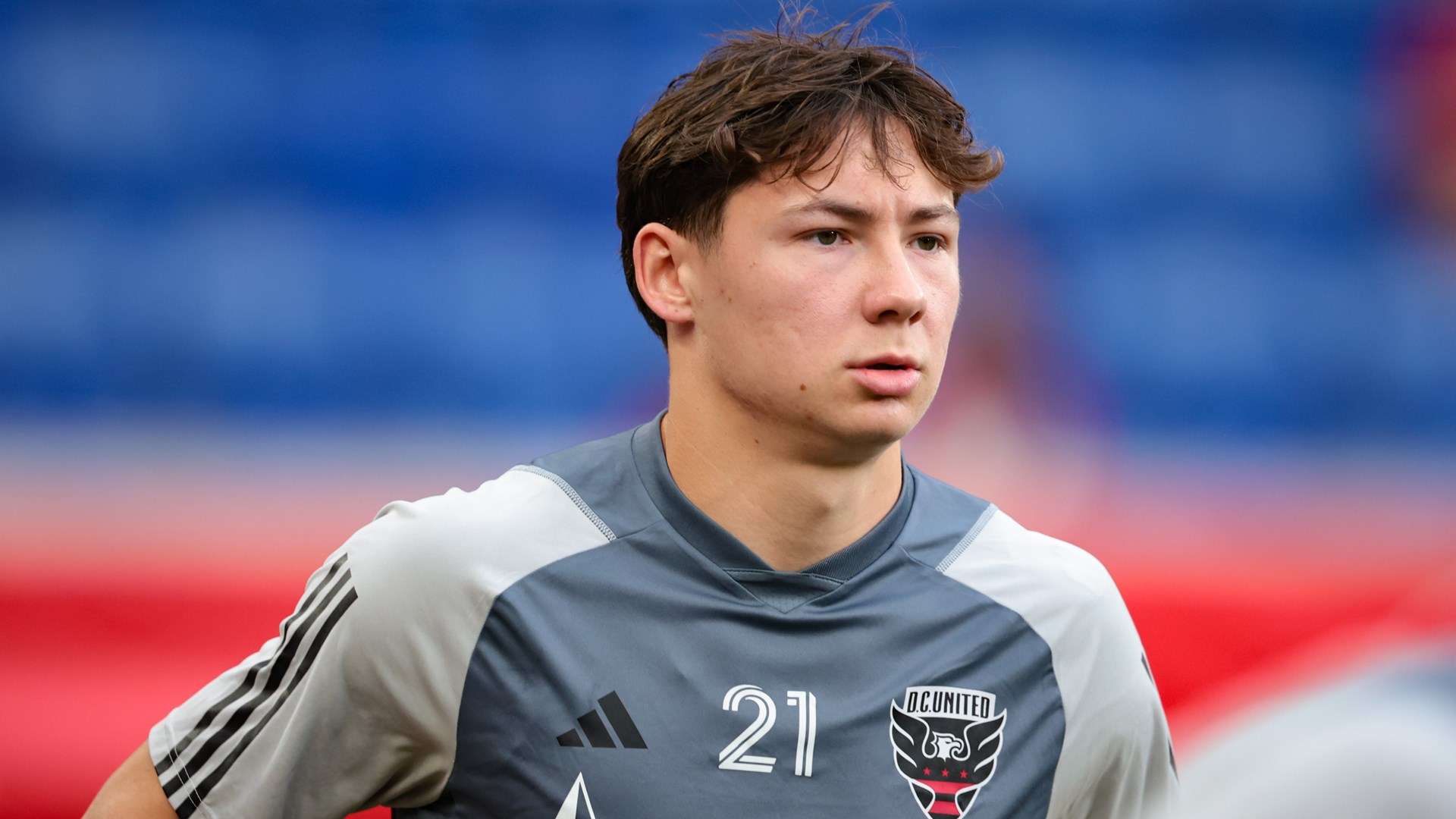 巴萨是否还 巴萨是否还